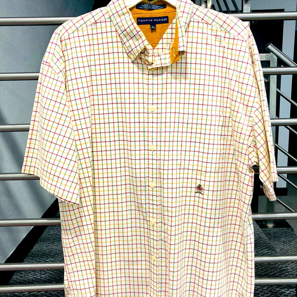 TOMMY HILFIGER RE-ISSUE BUTTON DOWN SHORT SLEEVE